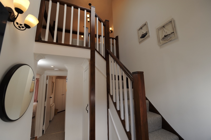 placeholder image sq